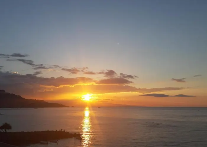 アパート Panoramic Terrace ジャルディーニ・ナクソス